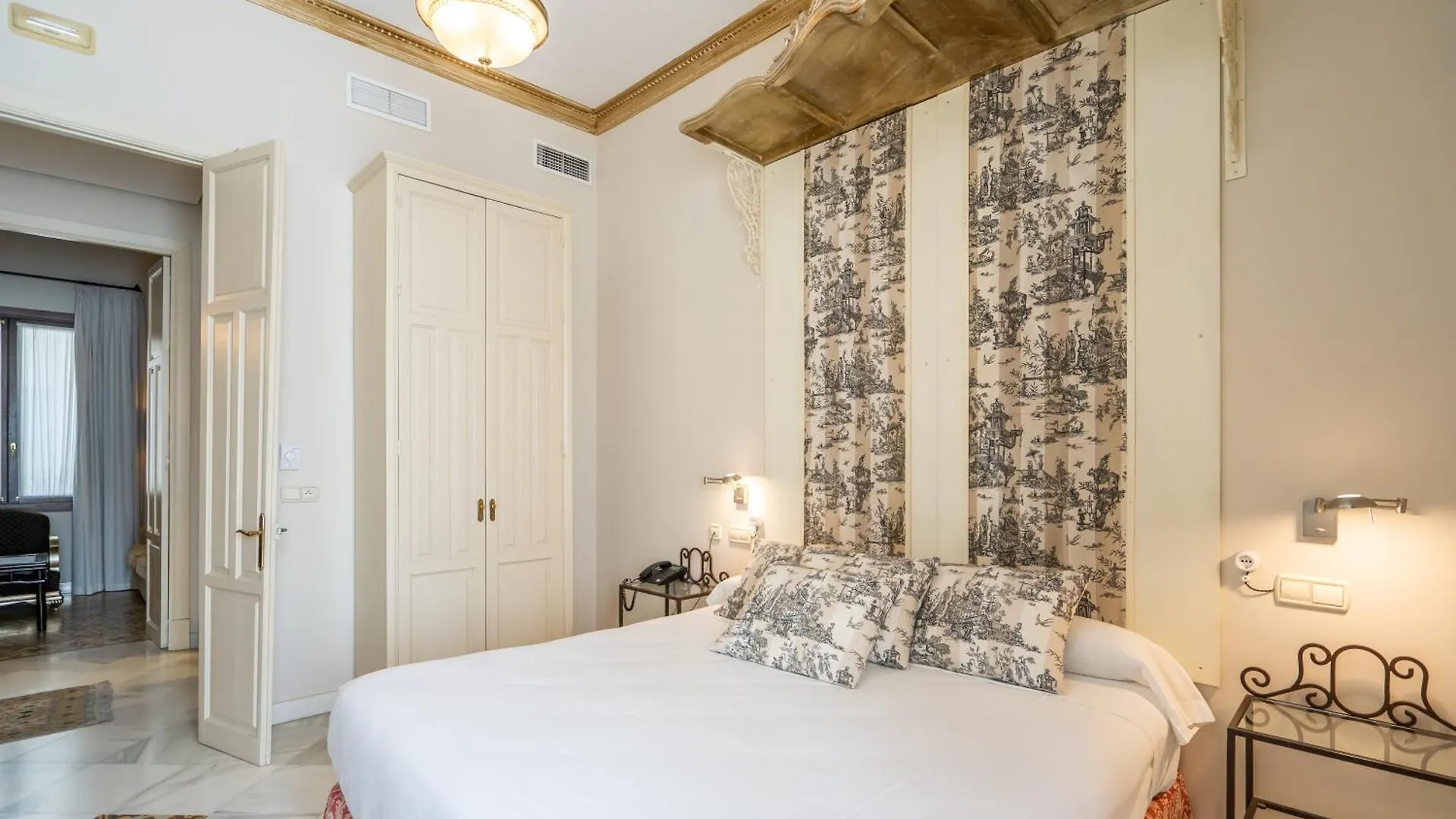 Hotel Yit Casa Grande 헤레스